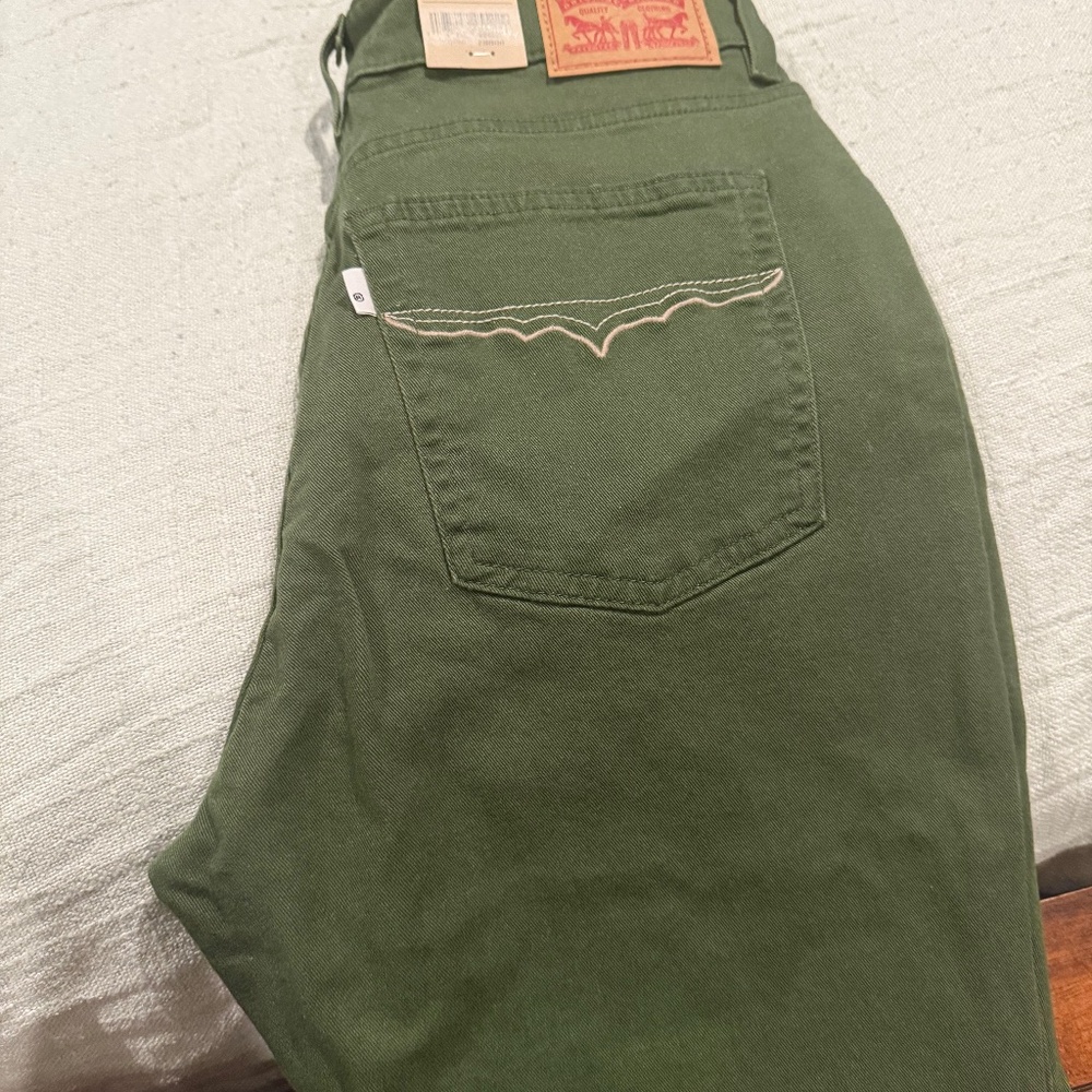 Levi’s 726 Western Flare Women’s Jeans in Forest Green 31 x 32 NWT